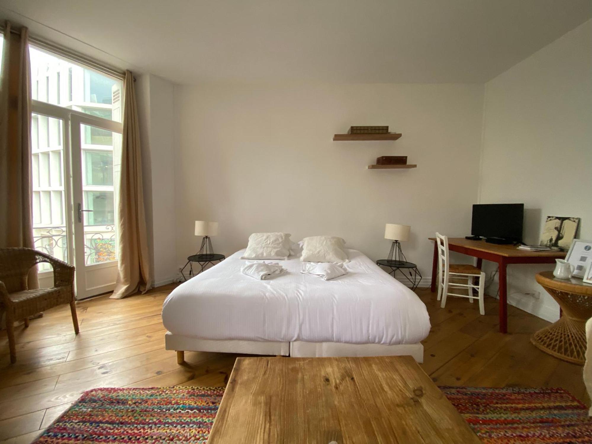 Appartements En Centre Ville De Bordeaux Bagian luar foto
