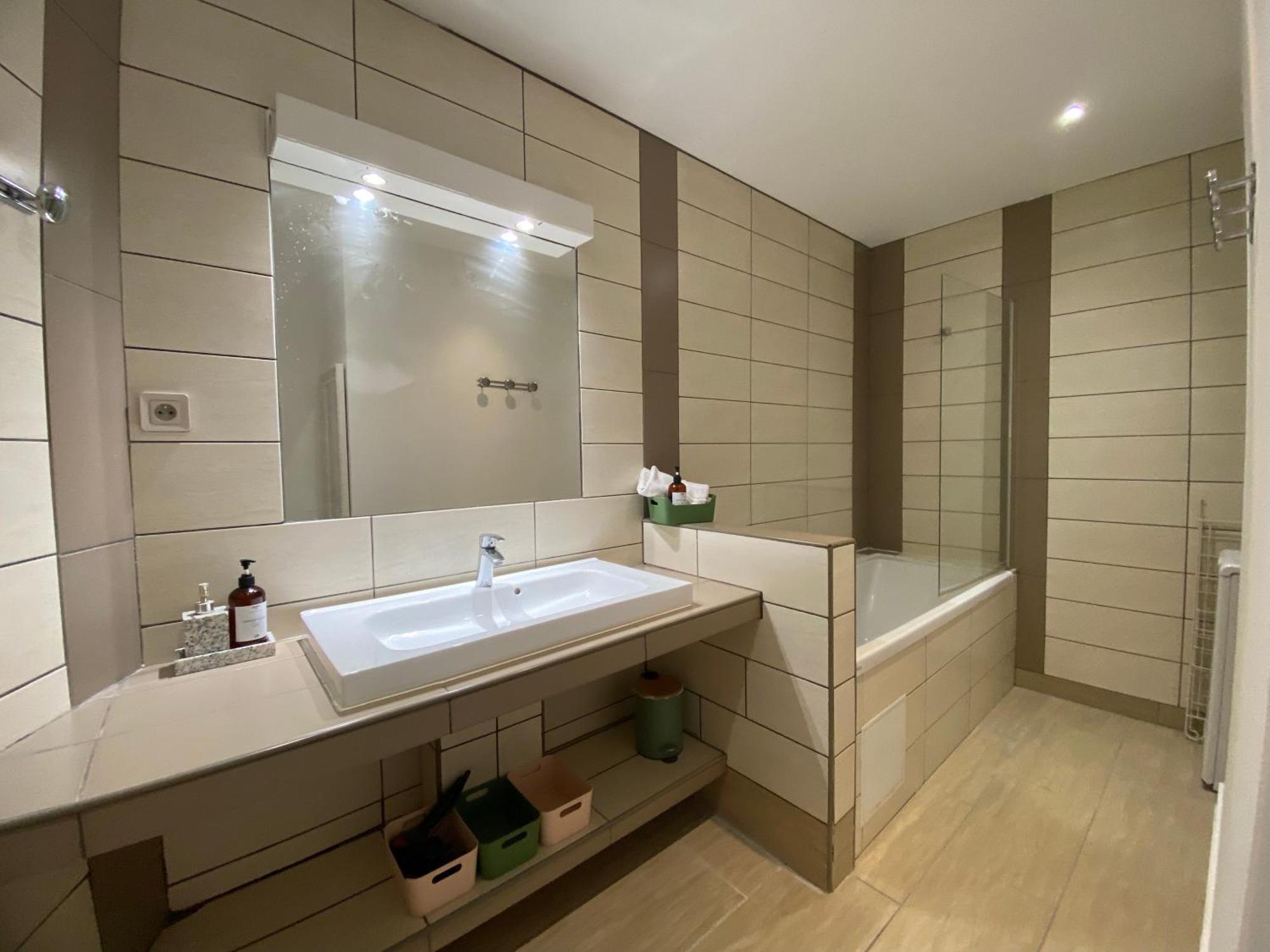 Appartements En Centre Ville De Bordeaux Bagian luar foto